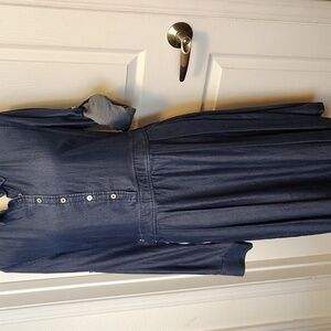 Tommy Hilfiger Fit and Flare knee length Soft Light Denim Dress, Blue Size 10